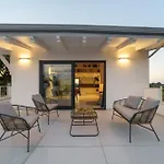 Kalinifta - Io Parto Io Arrivo Bed and breakfast 4*