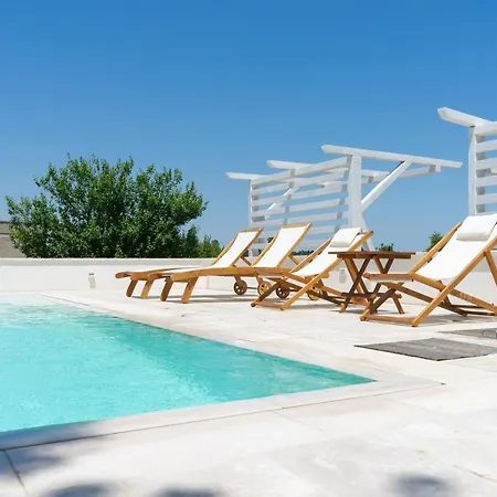 לינה וארוחת בוקר Kalinifta - Io Parto Io Arrivo טריקאסה