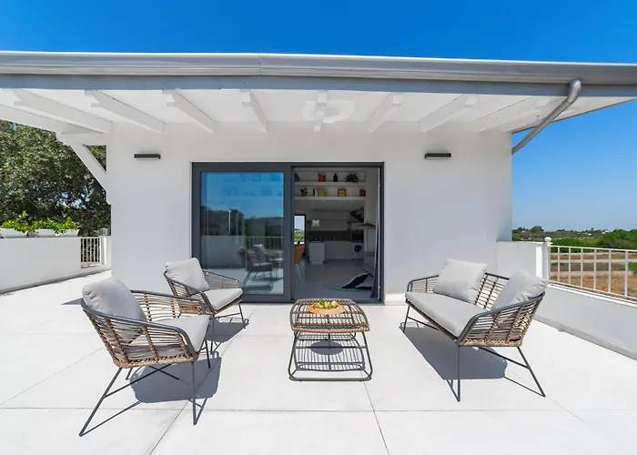 Kalinifta - Io Parto Io Arrivo Bed & Breakfast Tricase