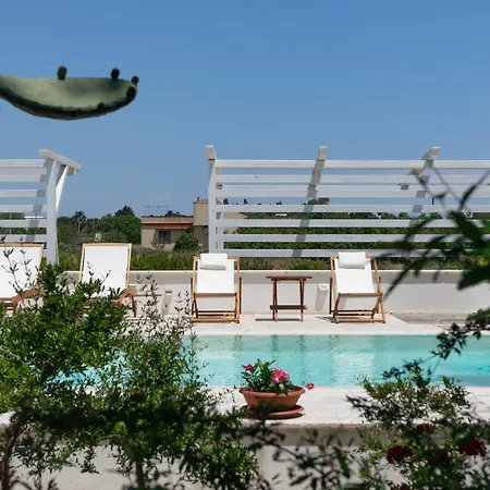Kalinifta - Io Parto Io Arrivo Bed and breakfast Tricase