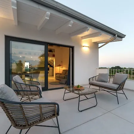 Bed & Breakfast Kalinifta - Io Parto Io Arrivo 4*