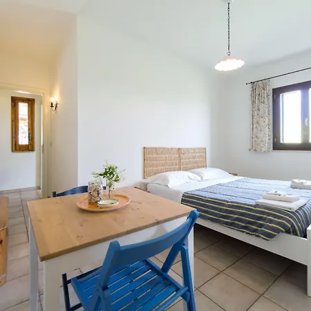 Kalinifta - Io Parto Io Arrivo Bed and breakfast Tricase