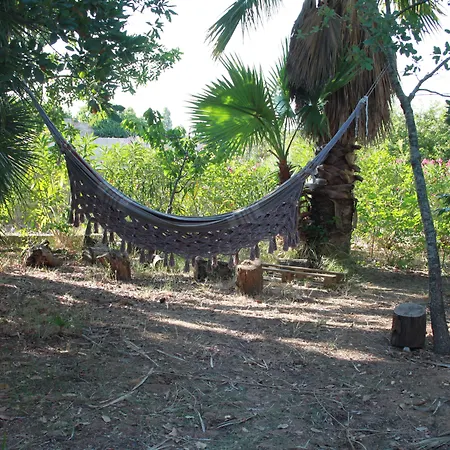 Kalinifta - Io Parto Io Arrivo Bed and breakfast 4*