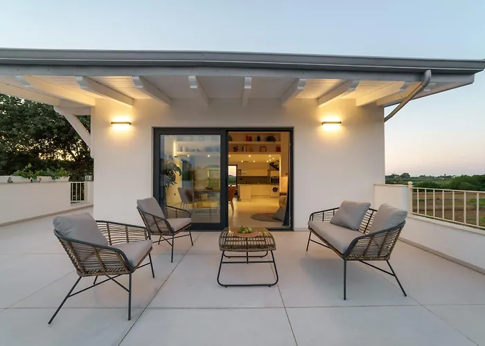 Kalinifta - Io Parto Io Arrivo Bed & Breakfast 4*