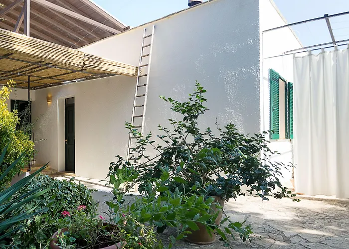 Kalinifta - Io Parto Io Arrivo Frühstückspension 4*