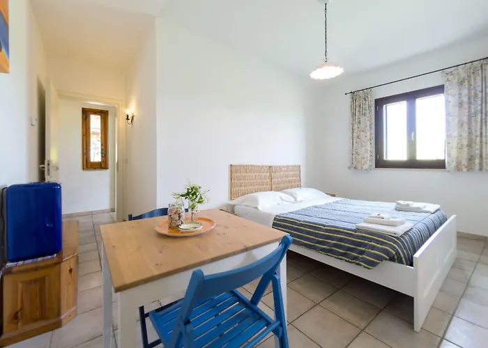 Kalinifta - Io Parto Io Arrivo Bed & Breakfast Tricase